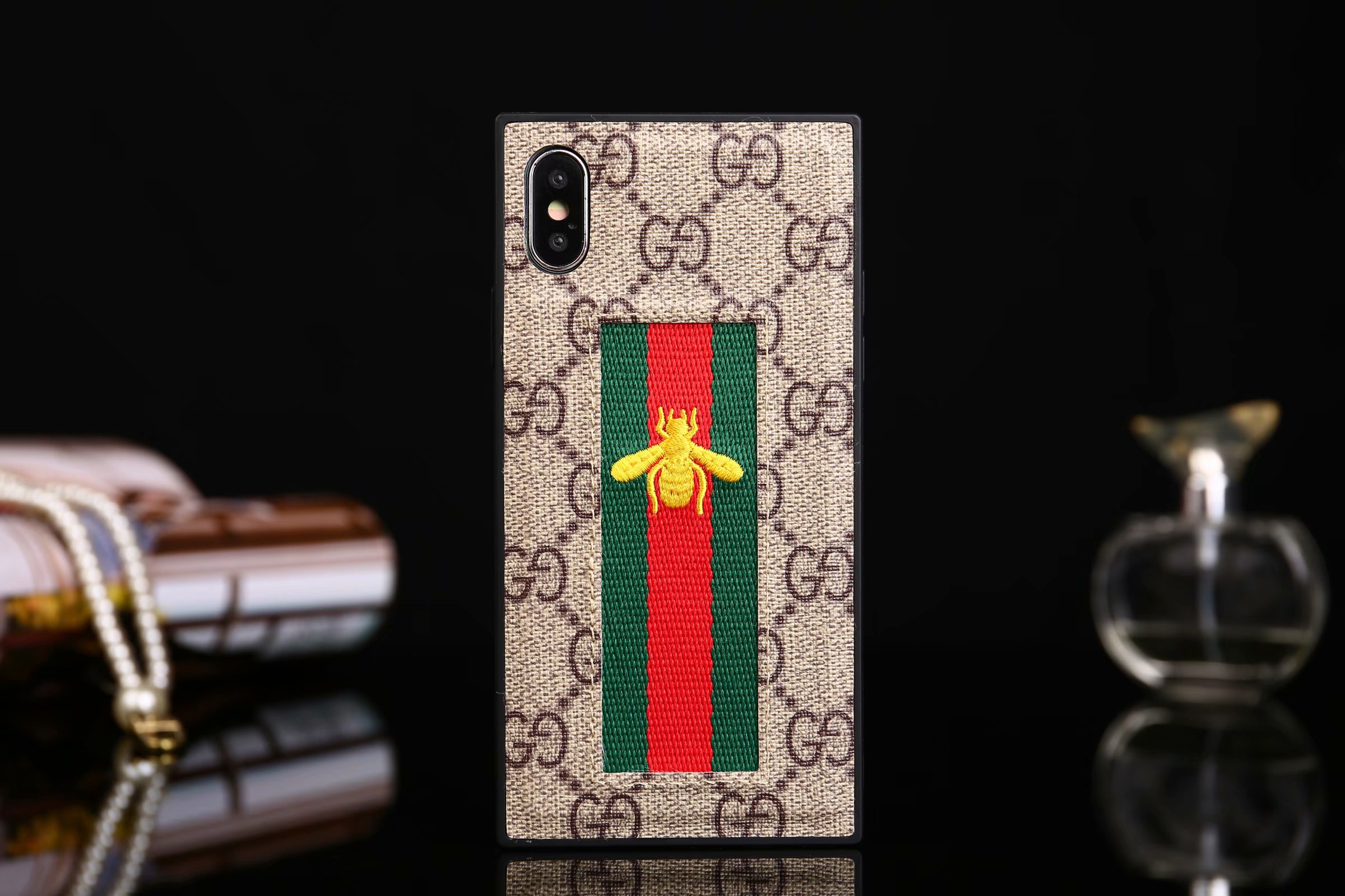 ブラントグッチiphone 9/8/x plusケース GUCCI 刺繍 アイフォン9/ 8