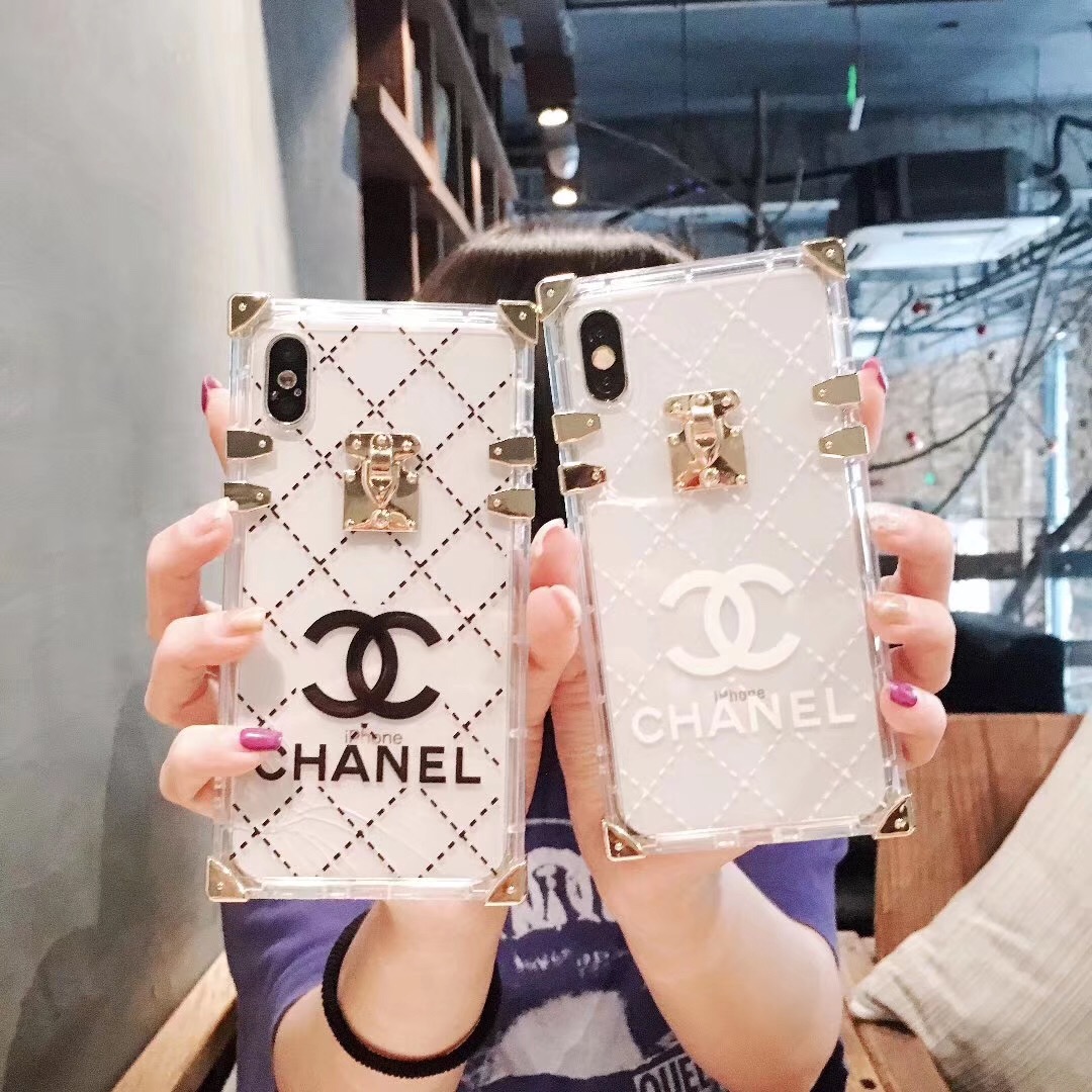 新品未使用 CHANEL キャビアスキンiPhoneX/XSケース 新品未使用-