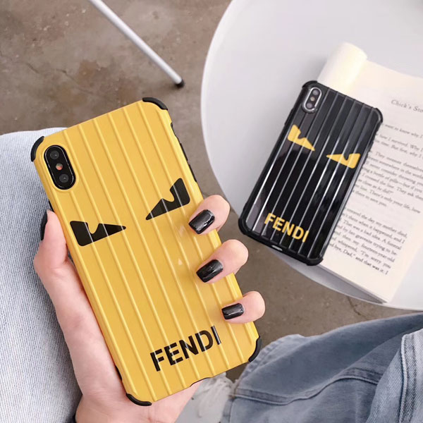 FENDI iPhone xrケース フェンディ アイフォンXS MAXケース ペア iPhone Xsカバー オシャレ アイフォンXカバー ブラント  iPhone 8/7 plusケース