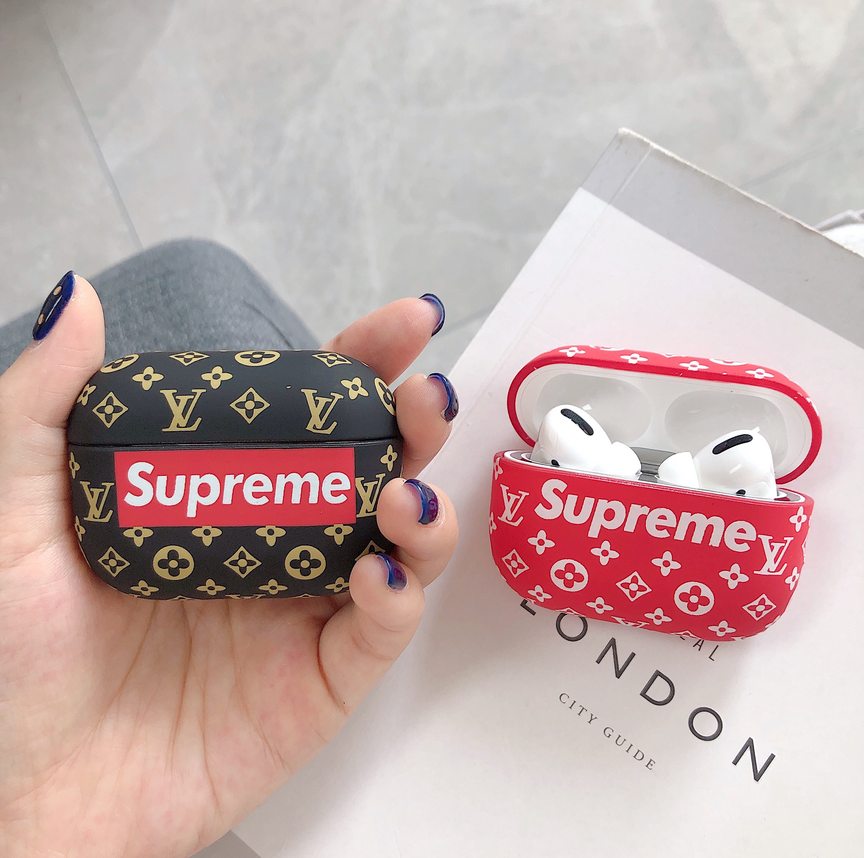 〽️Supreme X Louis Vuitton AirPod Pro Case