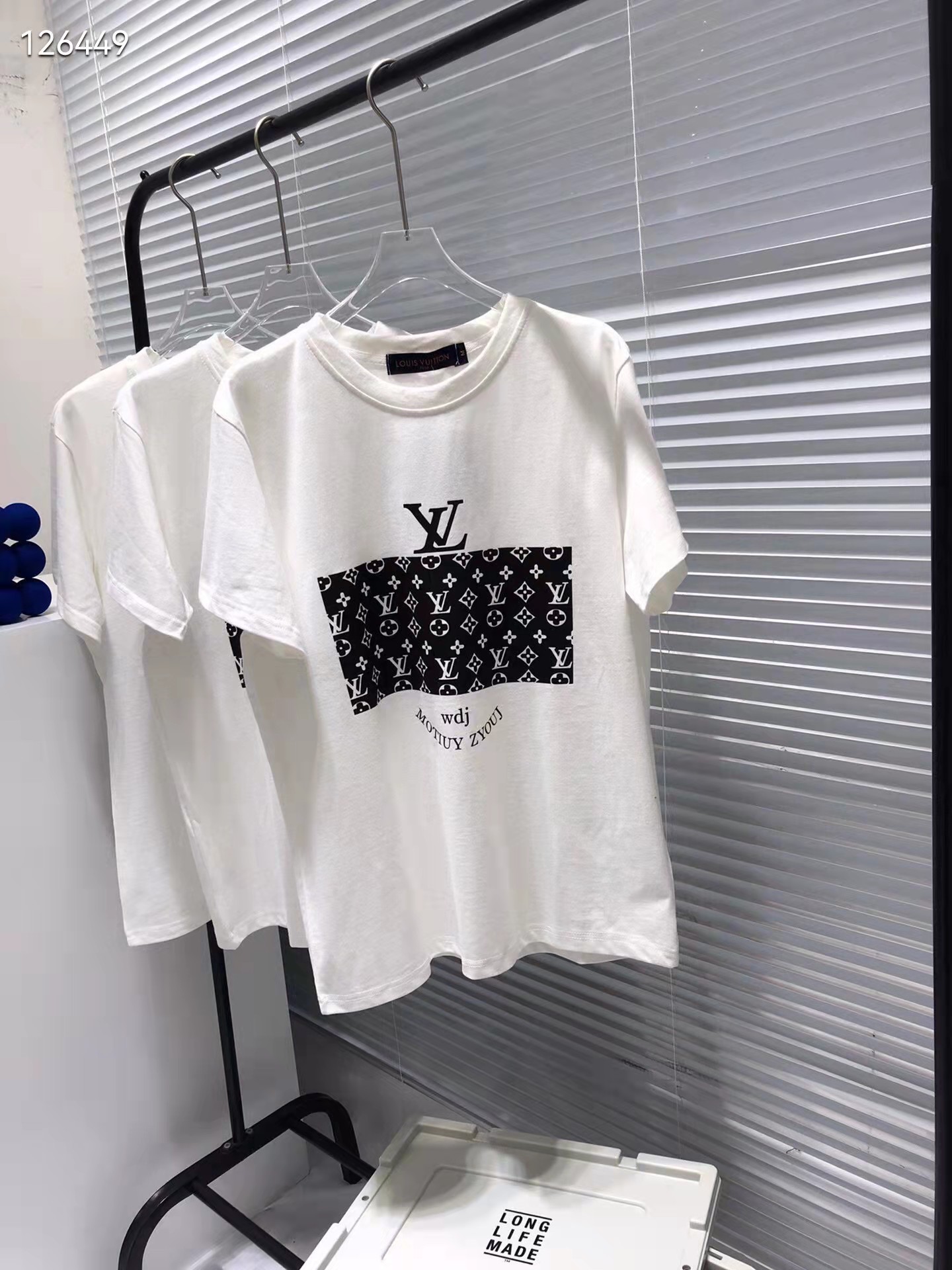 ヴィトン Tシャツ 半袖 レディース メンズ ティーシャツ モノグラム LV ロゴTシャツ カットソー ルイヴィトン tシャツ ホワイト ブラック  ペアルック カジュアル