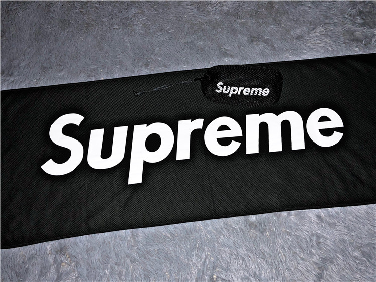 シュプリーム タオル 冷却タオル 冷感 Supreme 収納ポーチ シュプリーム タオル 冷却タオル 冷感 Supreme 収納ポーチ