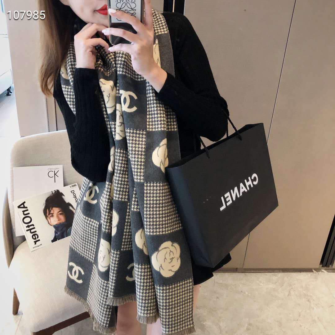 セットアップ CHANEL CHANEL マフラー スパンコール 小物