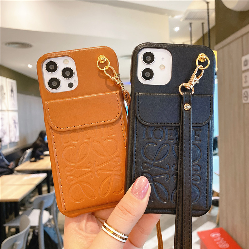 Loewe(ロエベ)ストラップ付き iPhone14 Pro Maxケース 