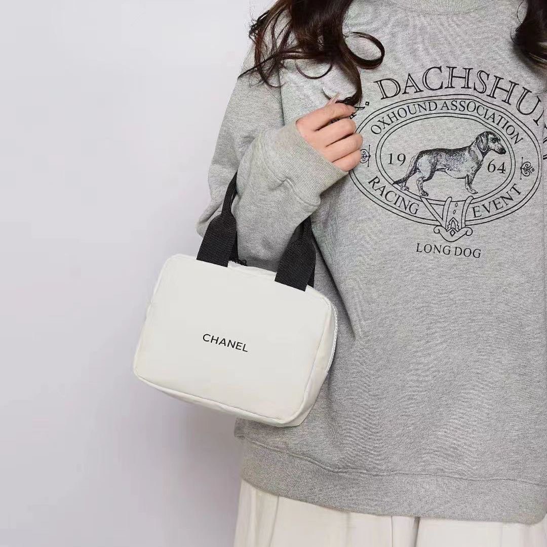 CHANEL シャネル バイシーライン 付属ポーチ 小物入れ