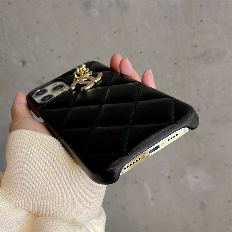 シャネル キルティング iPhone 13/13 Pro Maxケース レディース
