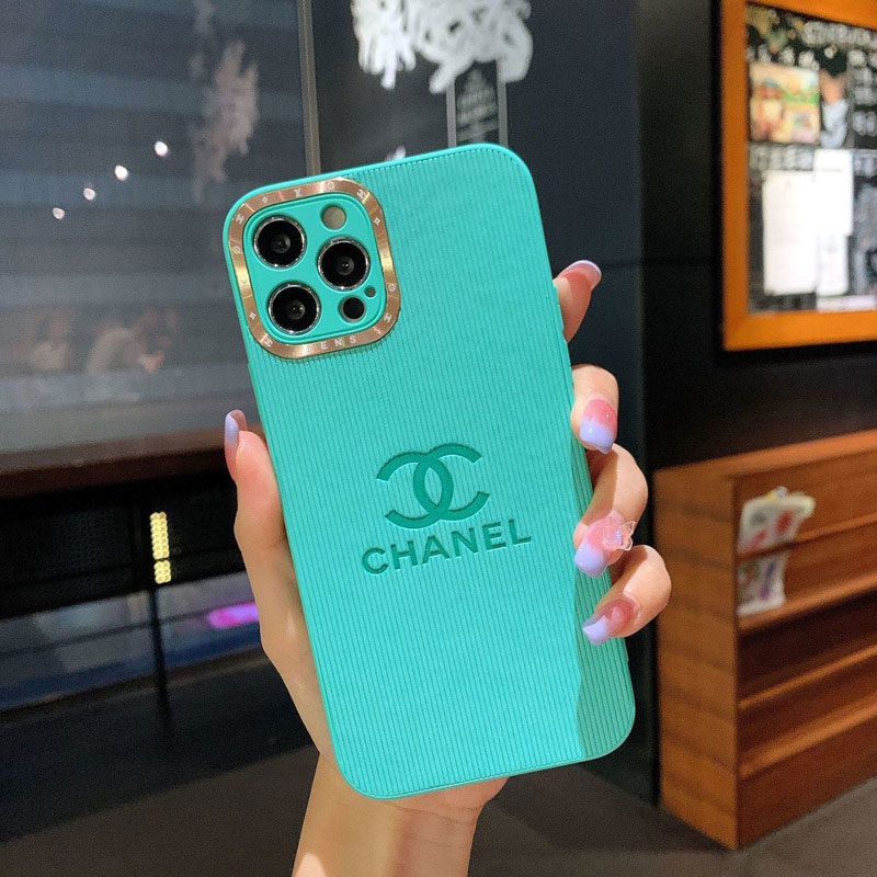 シャネル iPhone16/16プロ/15/15 Pro/14/14 Pro/14 Pro Maxケース