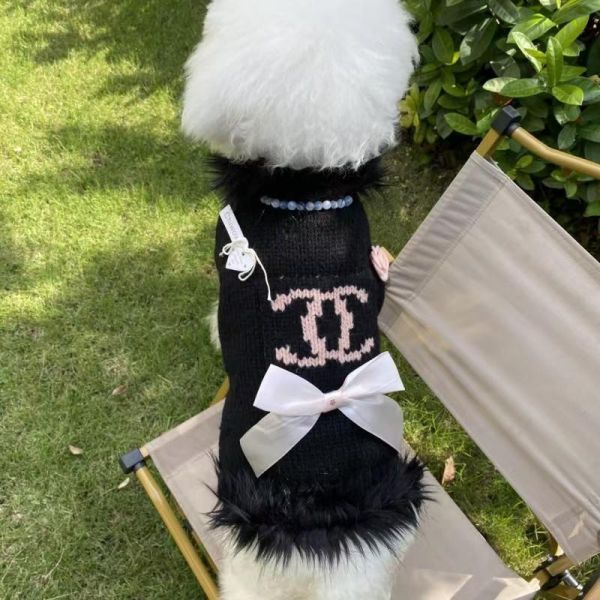 ブランドCHANEL 犬ペット服 首輪 お洒落 犬猫向け ハーネス